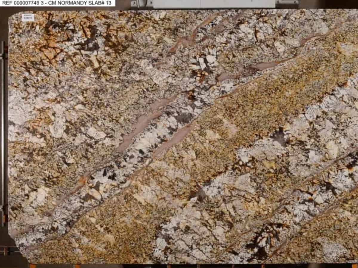How to Remove Stains From Granite Countertops