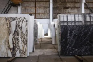How to Choose an Exotic Stone Slab: Veining, Finish, and Lighting Tips